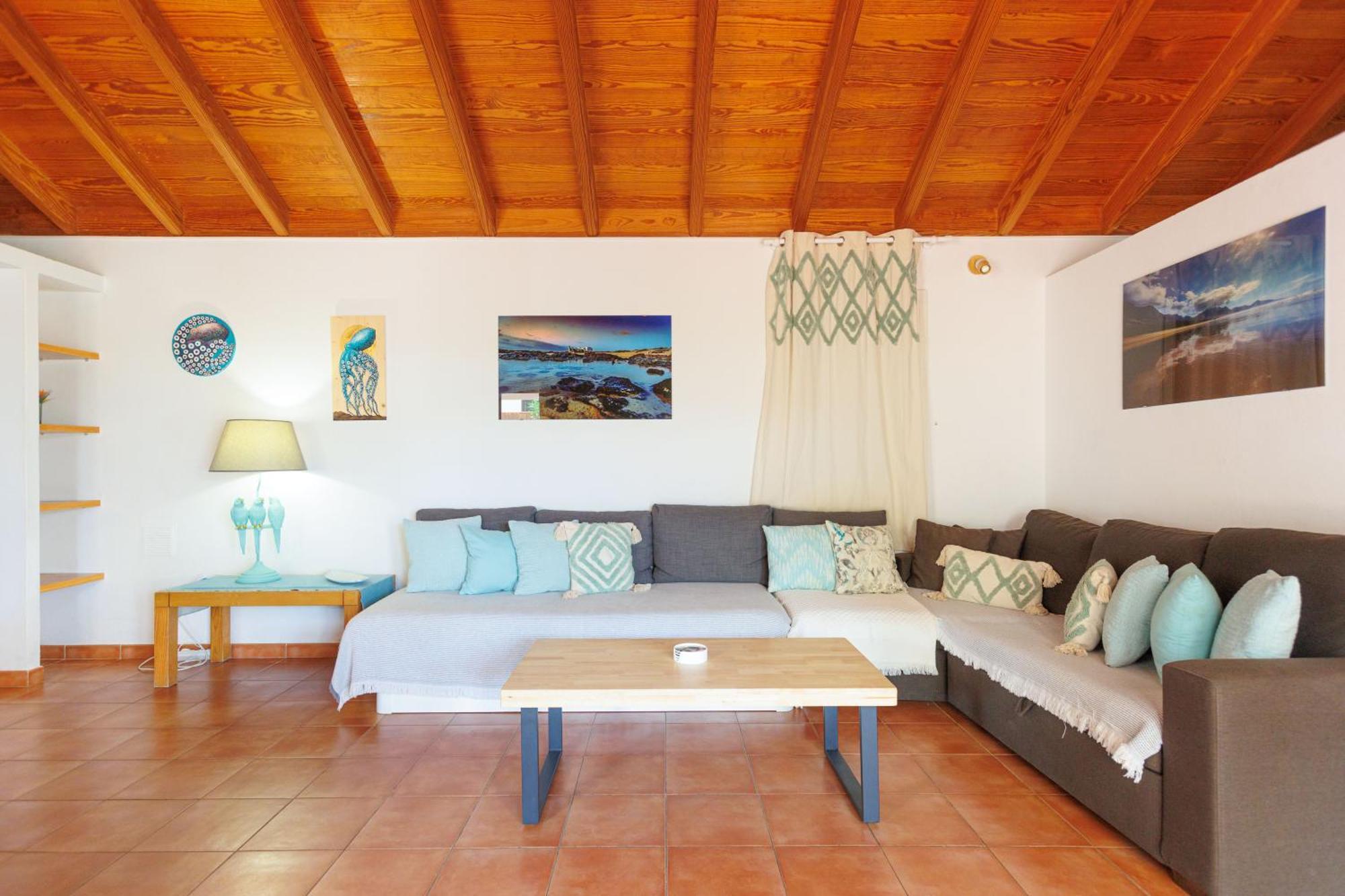 Private Villa With Heated Pool & Terrace See View คอร์ราเลโฮ ภายนอก รูปภาพ