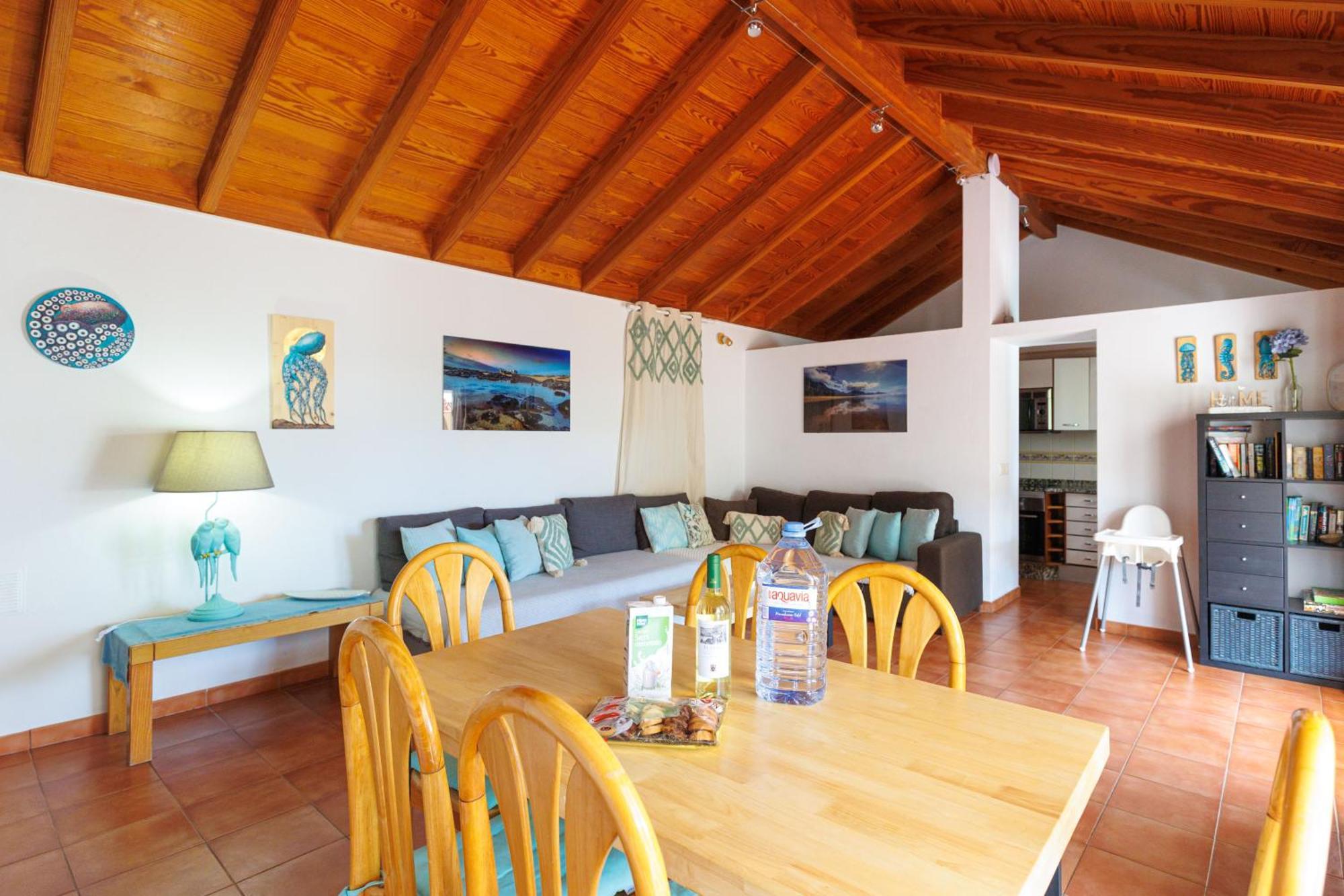 Private Villa With Heated Pool & Terrace See View คอร์ราเลโฮ ภายนอก รูปภาพ